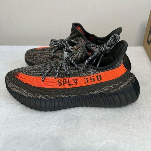 Yeezy Boost 350 V2 Carbel Stegrey/Solred NEW IN BOX 9 Mens - Picture 4 of 11